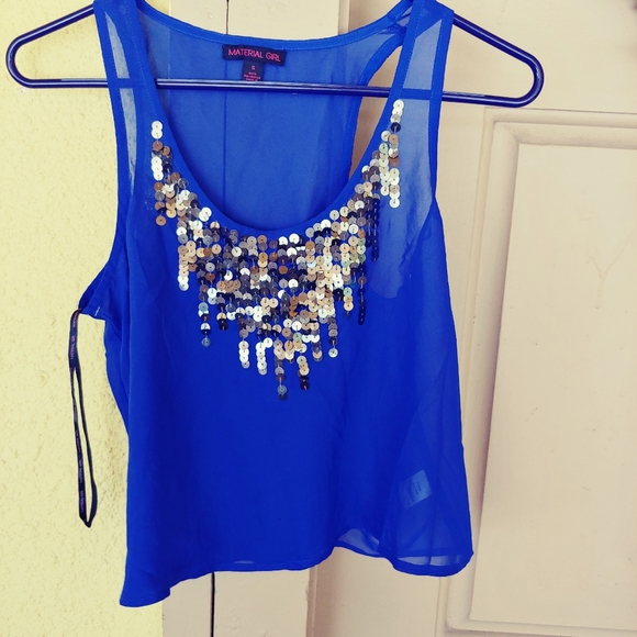 Clothes - Picture 13 of 16